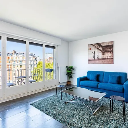 Guestready - Elegant With Private Balcony Appartamento Parigi