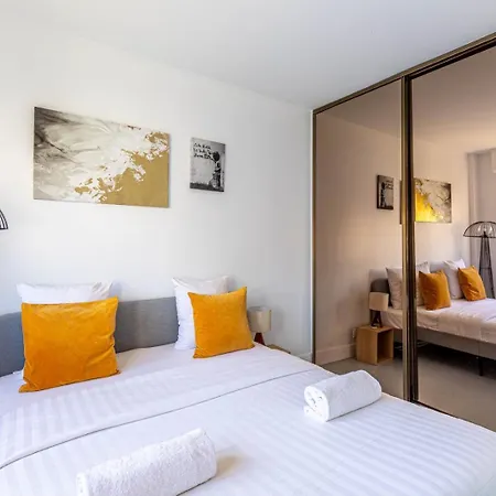 Appartamento Guestready - Elegant With Private Balcony